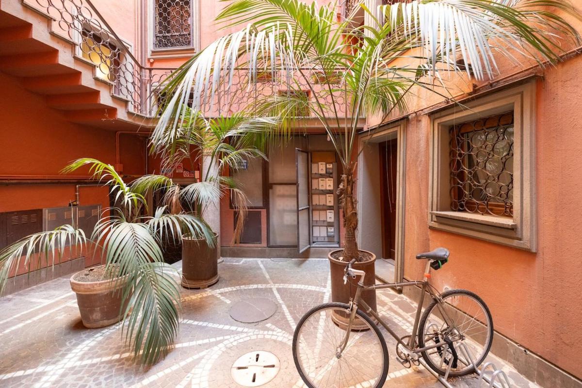 Romantic Refuge In Piazza Navona Apartment Rom